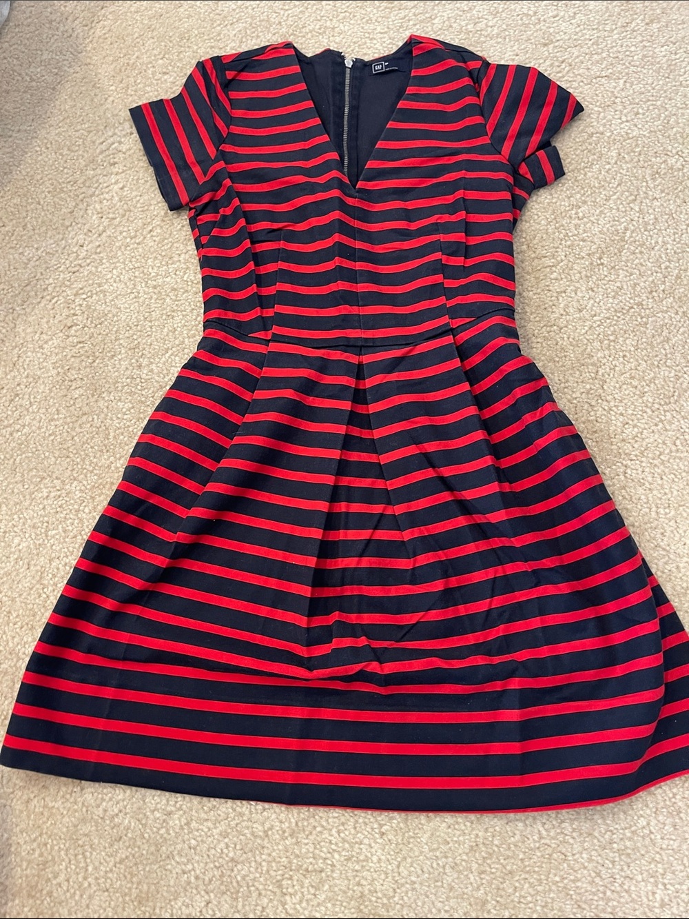 Gap navy and red striped v-neck dress 
Size 0 petite